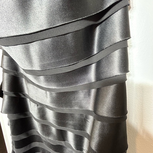 NWT WHBM strapless black layered dress - Picture 4 of 6